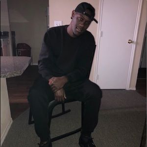 Meet your Posher, Robert